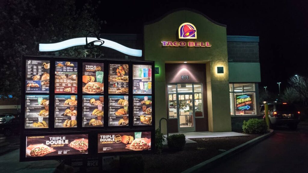 Taco Bell rolls out $2 item as McDonald’s wrestles with pricing Taco Bell rolls out $2 item as McDonald’s wrestles with pricing
