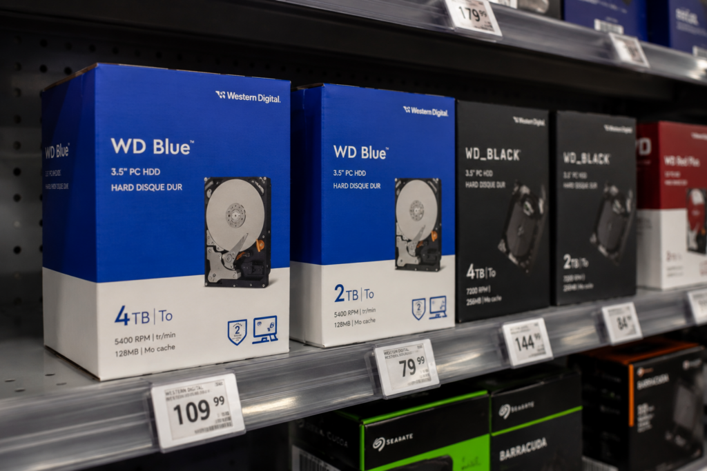Western Digital stock faces a bearish breakout risk: Here's why